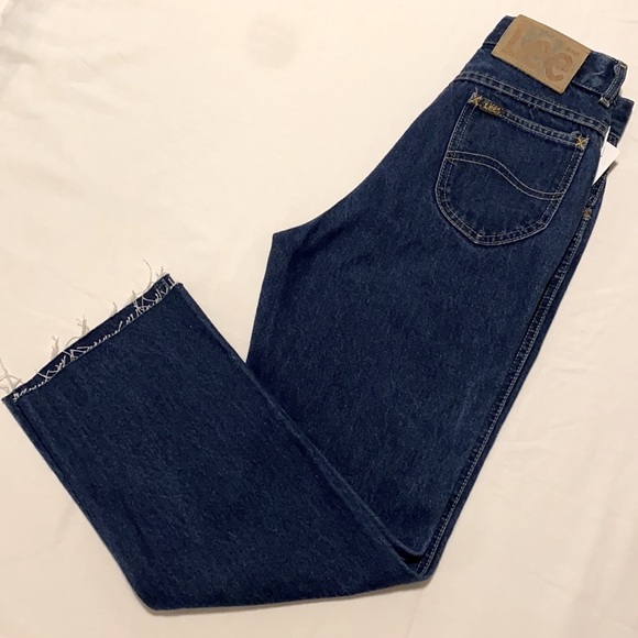 Vintage High-rise Wide-leg Cropped Blue Denim Jean - Picture 8 of 8